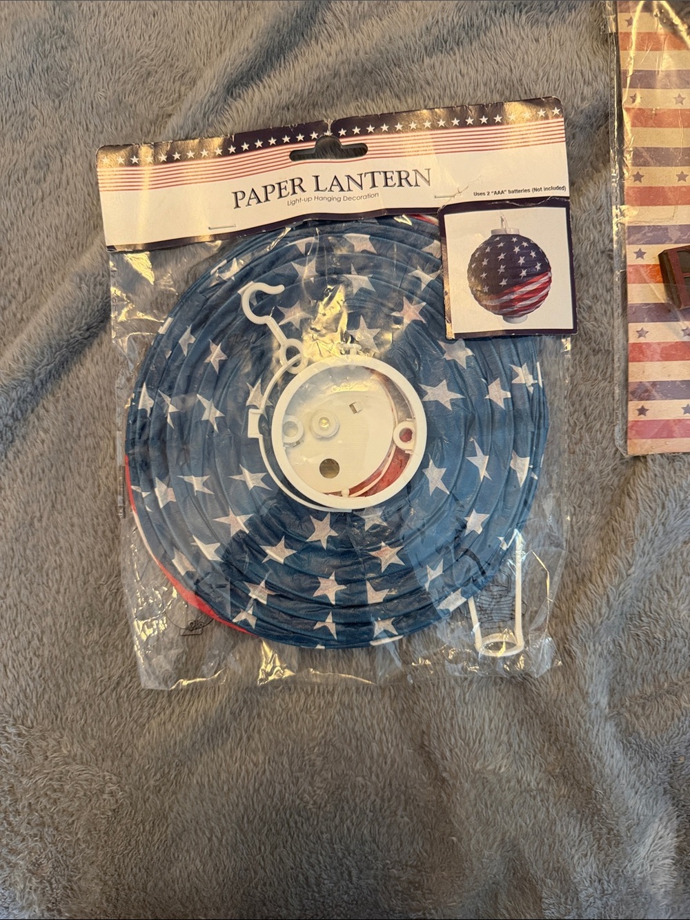 Paper Lanterns & Banner Set - Patriotic Red, White & Blue - - Picture 4 of 5